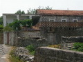 Каменный дом площадью 108 кв.м., расположенный на Тиватской ривьере (деревушка Подборье), с видом на залив. Черногория
