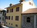 Двухэтажные апартаменты, площадью 110 кв.м., в центре города Сан Джорио, Валле ди Суза, Пьемонт. Италия