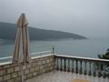 Комфортабельная вилла, площадью 200 кв.м., с бассейном и видом на море, в курортном поселке Круче. Черногория