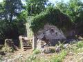 Каменный дом под снос, площадью в основании 48 кв.м., рядом с пляжем, в деревне Богишичи (полуостров Луштица). Черногория