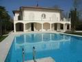 Новая вилла, общей площадью 600 кв.м., с бассейном, сдается в аренду, в Форте дей Марми (зона Виттория Апуана). Италия