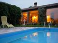 Вилла, площадью 400 кв.м., с бассейном, в городе Манерба дел Гарда (Manerba del Garda), на озере Гарда. Италия