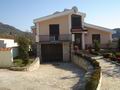 Дом, площадью 250 кв.м., с бассейном, в пригороде Бара. Черногория