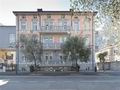 Комфортабельные квартиры и мансарды в новом доме, в центре Рива дель Гарда.  Италия