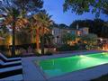 Вилла, жилой площадью 360 кв.м., с бассейном, в Roquefort-les-Pins (Рокфор-Ле-Пен). Франция и княжество Монако