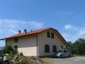 Полностью отреставрированный дом, общей площадью 285 кв.м., с панорамным видом на долину, в городе Личчана Нарди, провинция Масса-Каррара, регион Тоскана. Италия