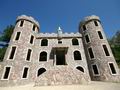Замок, общей площадью 1050 кв.м. (820 кв.м.+террасы), возведенный в стиле XV века, в городе Бар. Черногория