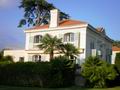 Вилла, жилой площадью 200 кв.м., жемчужина прекрасной эпохи 19 века, сдается в аренду, на мысе Кап д’Антиб.  Франция и княжество Монако