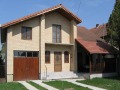 Дом площадью 265 кв.м. на участке 750 кв.м. в городе Бечей. Сербия
