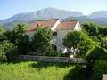 Двухэтажный дом, площадью 200 кв.м., с видом на море и горы, в Нивице (Херцег-Нови).  Черногория