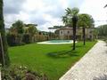 Новая вилла, площадью 656 кв.м., с бассейном, рядом с морем, в Форте дей Марми (Тоскана). Италия