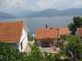 Двухэтажный дом, площадью 100 кв.м.+террасы - 60 кв.м., с видом на море, в Крашичи (Тиват). Черногория