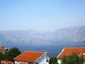 Дом, площадью 190 кв.м., с прекрасным видом на залив, в Прчань. Черногория
