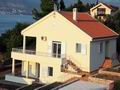 Вилла, площадью 246 кв.м., в коттеджном поселке с видом на  Которский залив, в Крашичах. Черногория