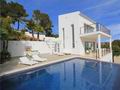 Новая вилла класса люкс, жилой площадью 370 кв.м., с панорамным видом на море и бассейном, в Хавеа (Javea).  Испания