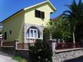 Красивый дом, площадью 150 кв.м., недалеко от моря, в Тивате. Черногория