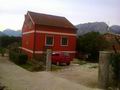 Трехэтажный дом, площадью 300 кв.м., в 20 метрах от моря, в Свети Стасие (Котор).   Черногория